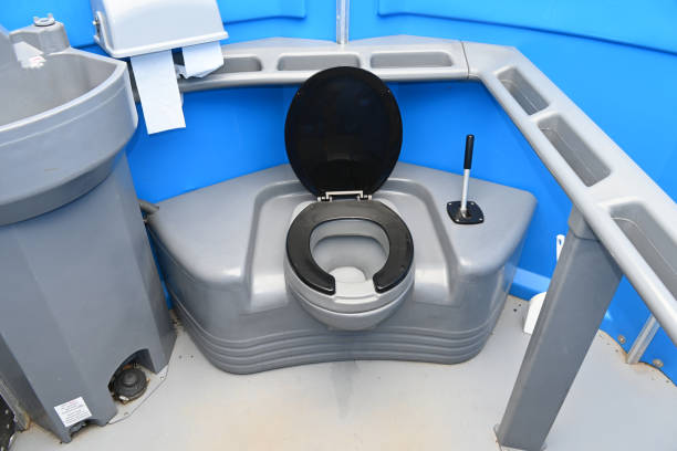 Portable Toilet Options We Offer in Dogtown, CA